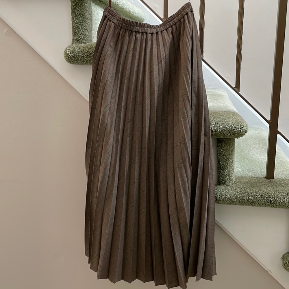 Long Pleated Skirt (Brown and maroon stripes)